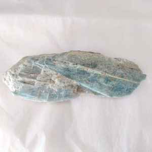 Aguamarina en bruto con Mica (GRANDE)