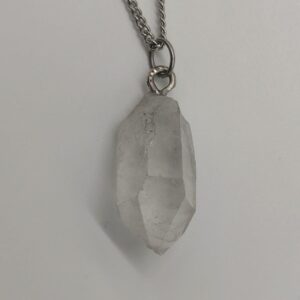 Dije Punta de Cuarzo Cristal Maestro Isis